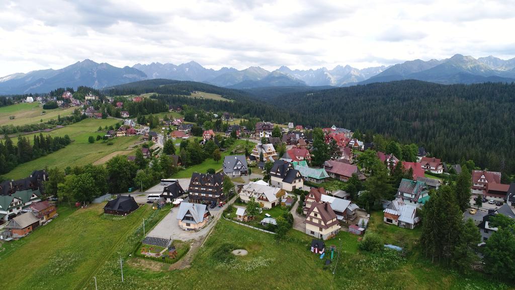 Pensjonat Zbojecki Dwor - Blisko Basenow Termalnych I Szlakow Gorskich - Ostatnie Wolne Pokoje Na Weekend Majowy بوكافينا تترايسكا المظهر الخارجي الصورة